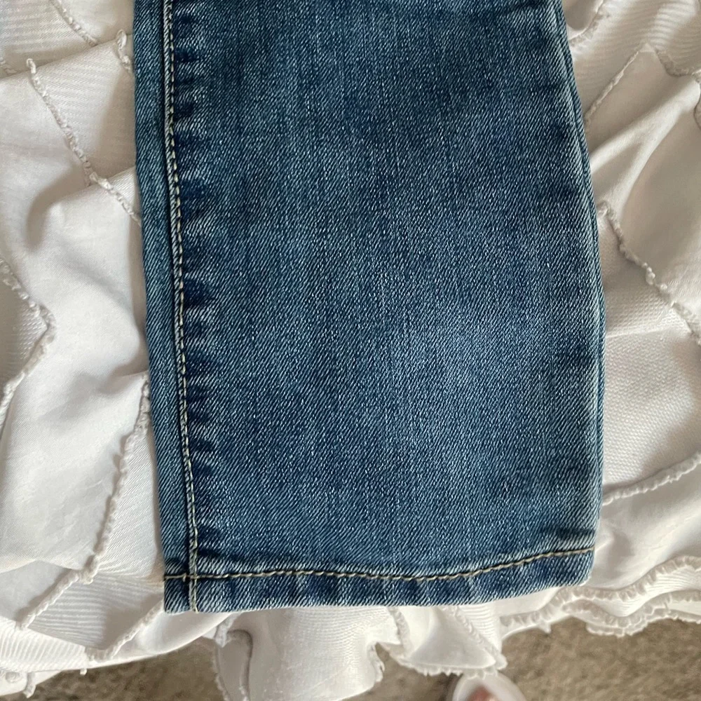 Children’s Place Boys youth medium wash Jeans youth size 10